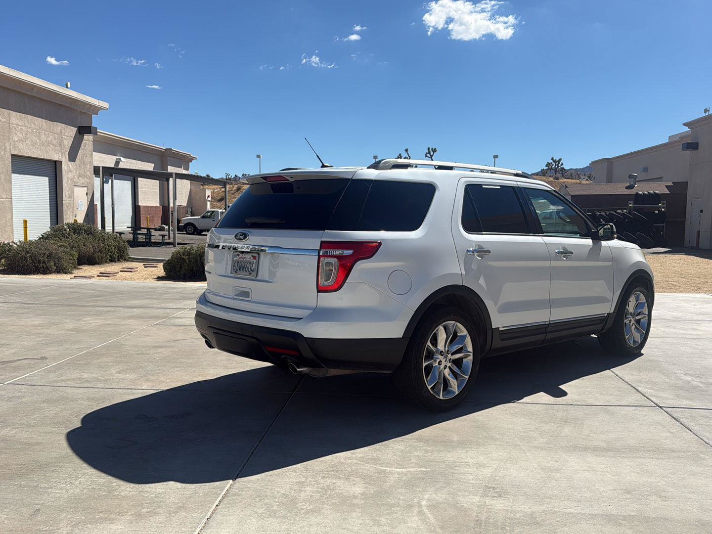 Used 2011 Ford Explorer Limited w/ 302A Rapid Spec Order Code FWD image 5