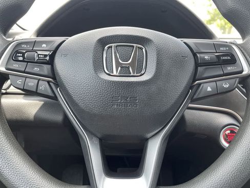 Used 2021 Honda Accord LX image 10