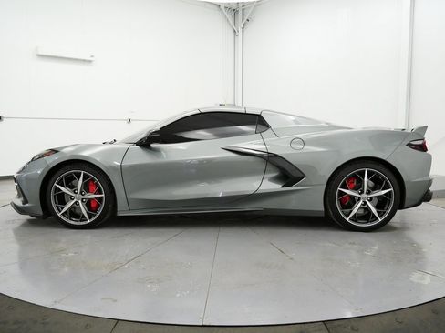 Used 2023 Chevrolet Corvette Stingray Premium Conv w/ Z51 Performance Package image 4