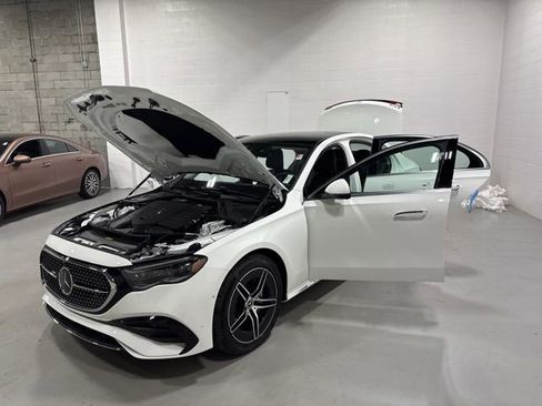 New 2025 Mercedes-Benz E 350 4MATIC Sedan image 24
