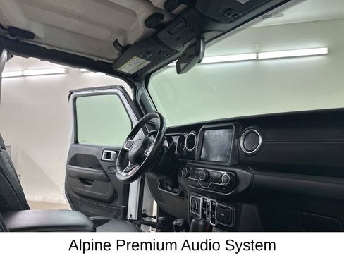 Used 2020 Jeep Gladiator Overland image 19