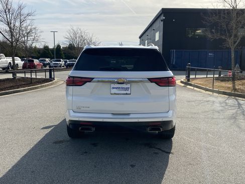 Used 2024 Chevrolet Traverse High Country w/ LPO, Floor Liner Package image 17