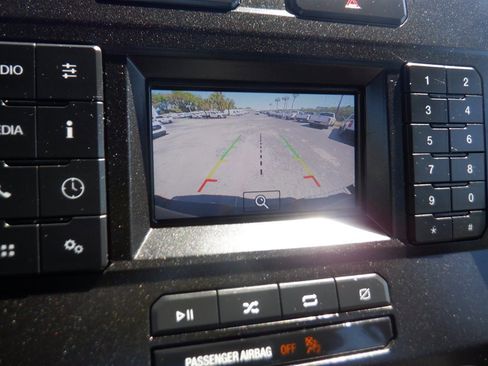 Used 2020 Ford F250 XL w/ Power Equipment Group image 16