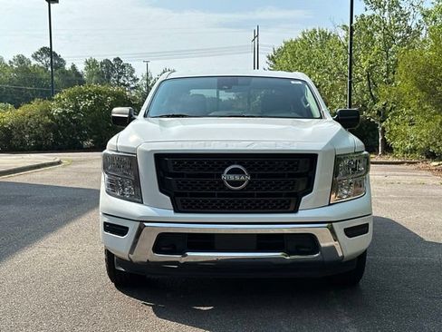 Used 2024 Nissan Titan SV w/ Accessory Utility Package AWD/4WD image 8