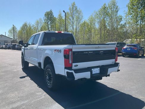 New 2026 Ford F250 Platinum AWD/4WD image 7