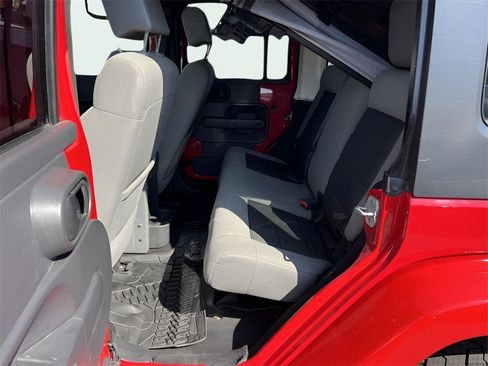 Used 2010 Jeep Wrangler Unlimited Sahara w/ Dual Top Group image 12