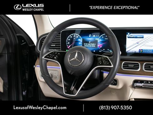 Used 2024 Mercedes-Benz GLE 350 4MATIC image 26
