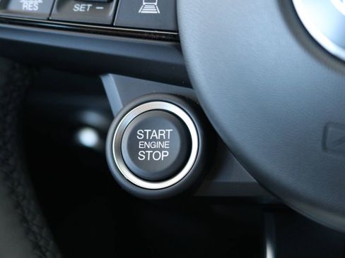 New 2026 Alfa Romeo Tonale w/ Black Premium Package image 51