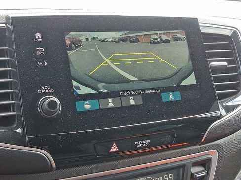 Used 2025 Honda Passport TrailSport image 19