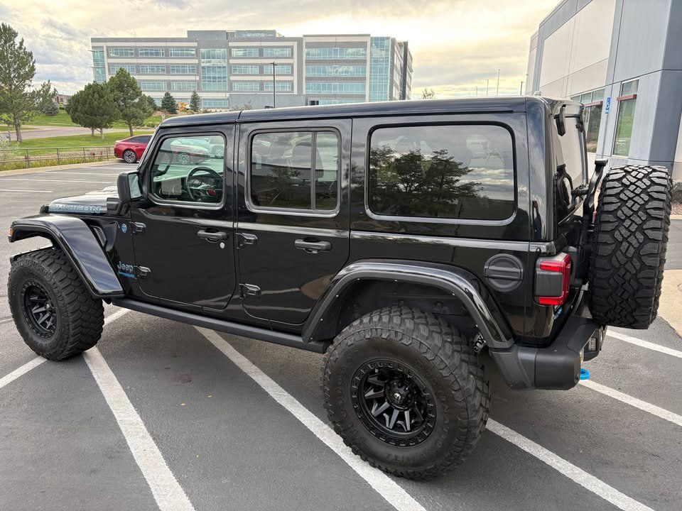 Used 2021 Jeep Wrangler Unlimited Rubicon 4xe w/ Steel Bumper Group AWD/4WD image 3