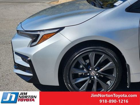 Used 2024 Toyota Corolla SE image 9