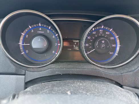 Used 2014 Hyundai Sonata GLS image 17