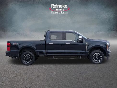 Used 2023 Ford F250 Platinum AWD/4WD image 4