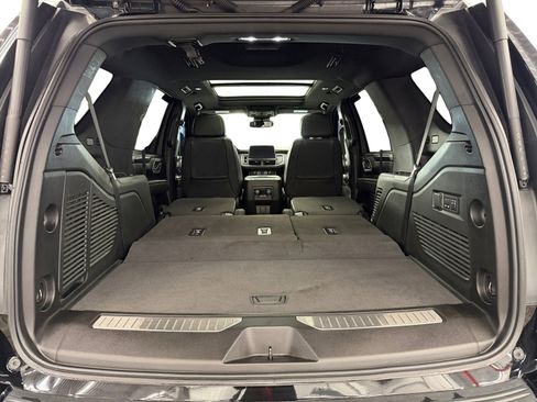 Used 2023 Chevrolet Tahoe RST w/ Luxury Package image 32