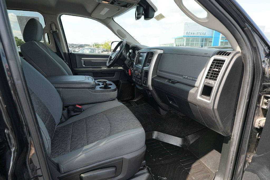Used 2016 RAM 3500 Big Horn AWD/4WD image 18