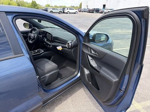 New 2026 Chevrolet Equinox LT w/ Safety and Technology Package FWD image 29