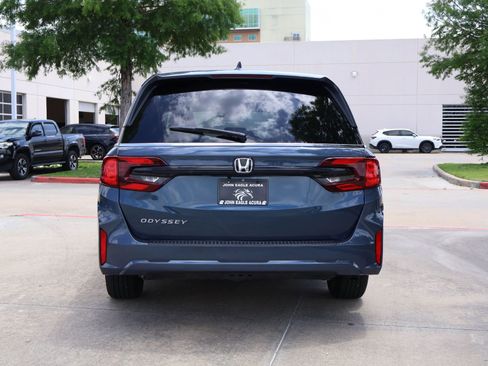 Used 2025 Honda Odyssey EX-L image 5