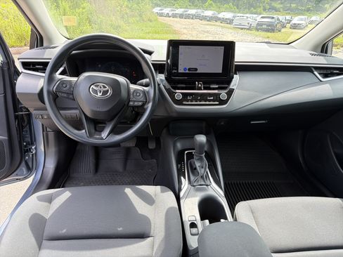 Used 2026 Toyota Corolla LE FWD image 22