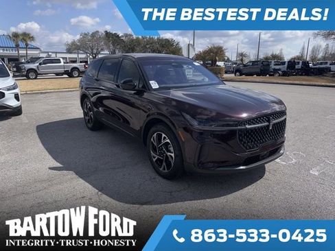 Used 2024 Lincoln Nautilus Premier w/ Jet Appearance Package image 3