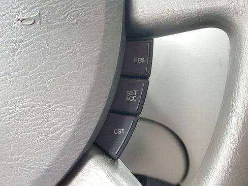 Used 2005 Ford Taurus SE FWD image 26