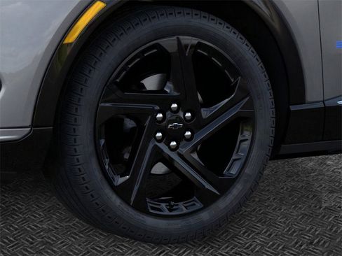 New 2026 Chevrolet Equinox EV RS image 9