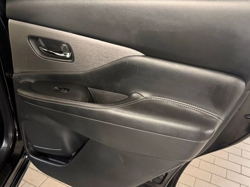 Used 2019 Nissan Murano S w/ Cargo Package image 18