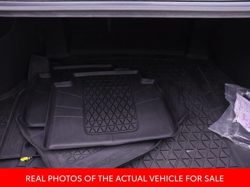 Certified 2019 Toyota Avalon Limited w/ Advanced Safety Package FWD image 15