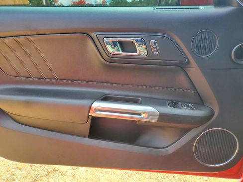 Used 2015 Ford Mustang GT Premium RWD image 20