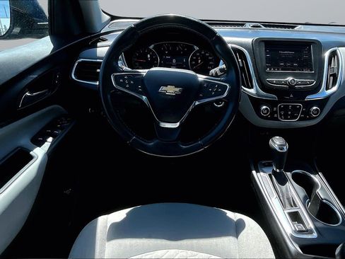 Used 2020 Chevrolet Equinox LT AWD/4WD image 5