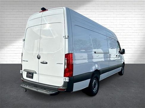 New 2025 Mercedes-Benz Sprinter 2500 image 9