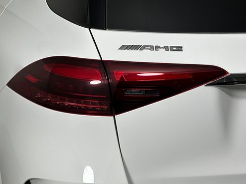 Used 2025 Mercedes-Benz GLE 53 AMG 4MATIC image 27