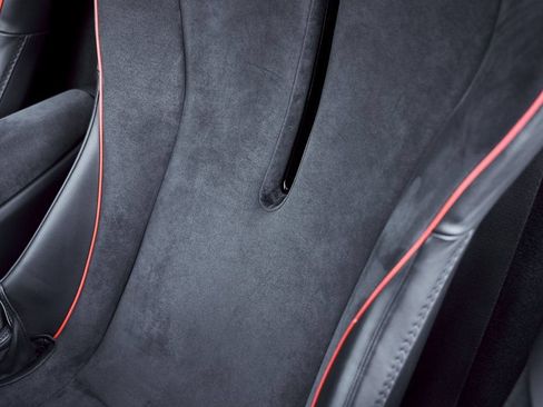 Used 2023 McLaren Artura RWD image 48