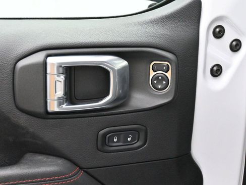 Used 2022 Jeep Wrangler Unlimited Rubicon w/ Cold Weather Group image 11