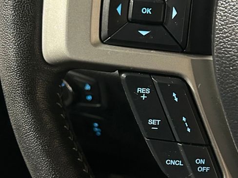 Used 2019 Ford F150 Lariat w/ Equipment Group 502A Luxury AWD/4WD image 71