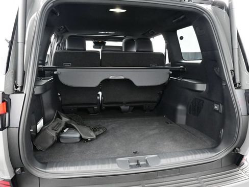 Used 2026 Lexus GX 550 AWD/4WD image 15