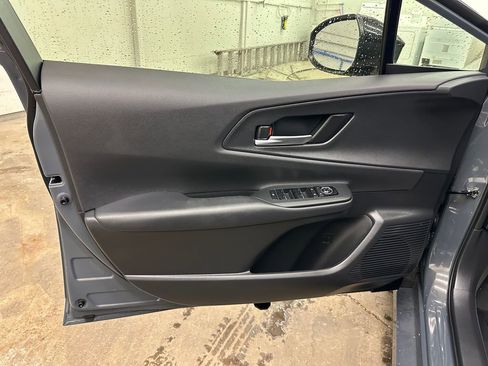 Used 2024 Toyota Prius Prime FWD image 24