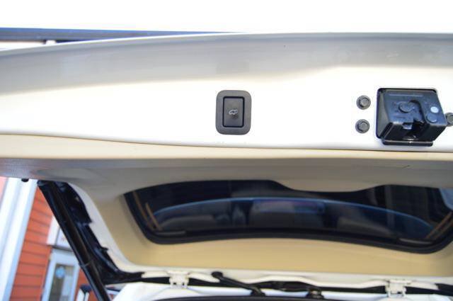 Used 2015 Toyota Highlander XLE FWD image 45