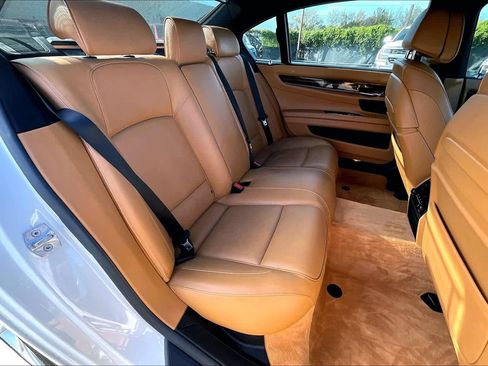 Used 2014 BMW 750Li image 19