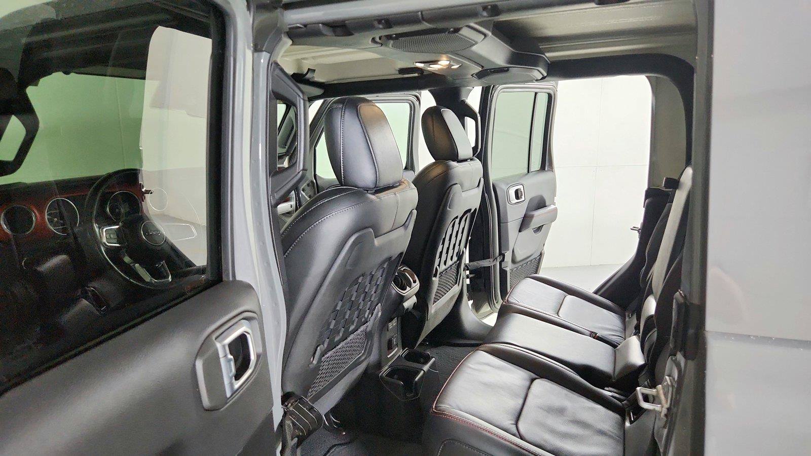 Used 2021 Jeep Gladiator Rubicon AWD/4WD image 25
