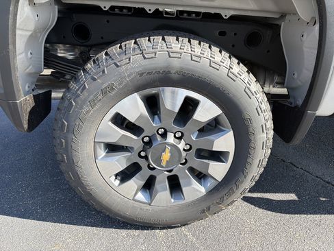 New 2026 Chevrolet Silverado 2500 Custom w/ Custom Value Package image 17