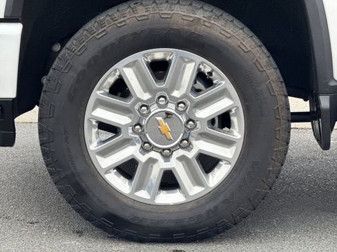 Used 2025 Chevrolet Silverado 3500 High Country w/ Technology Package image 33