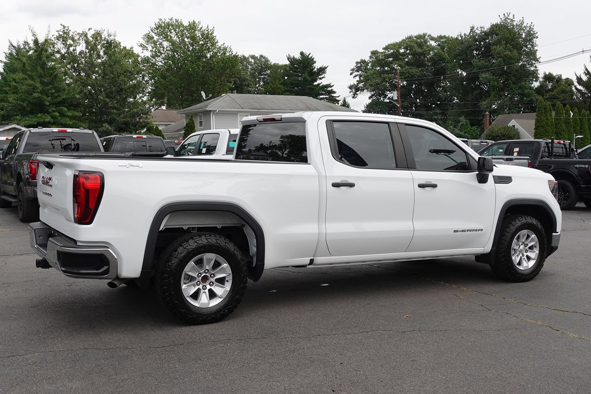 Used 2024 GMC Sierra 1500 Pro w/ Fleet Convenience Package AWD/4WD image 3