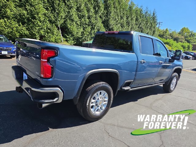 New 2026 Chevrolet Silverado 2500 LTZ w/ LTZ Premium Package AWD/4WD image 7