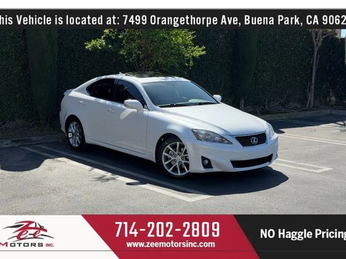 Used 2011 Lexus IS 250 w/ Premium Pkg Value Edition image 3
