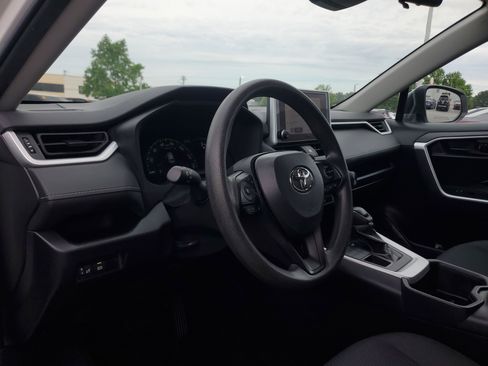 Certified 2024 Toyota RAV4 LE AWD/4WD image 15