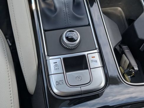 Used 2023 Kia Telluride EX w/ EX Captain's Chair Package FWD image 27