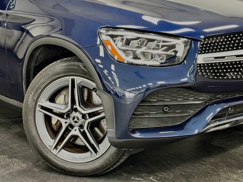 Used 2022 Mercedes-Benz GLC 300 image 4