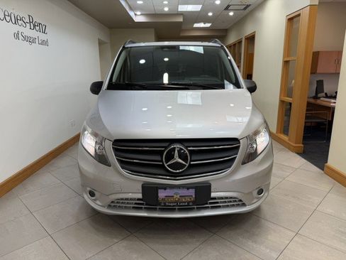 Certified 2023 Mercedes-Benz Metris Passenger image 2