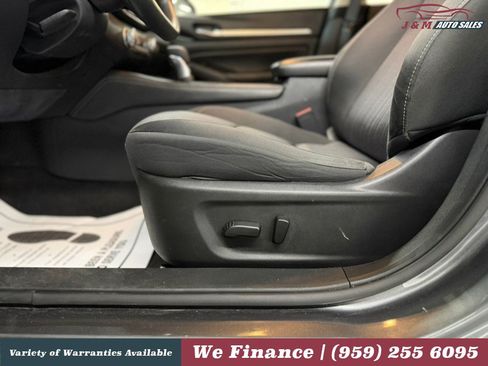Used 2023 Nissan Altima 2.5 SV FWD image 25
