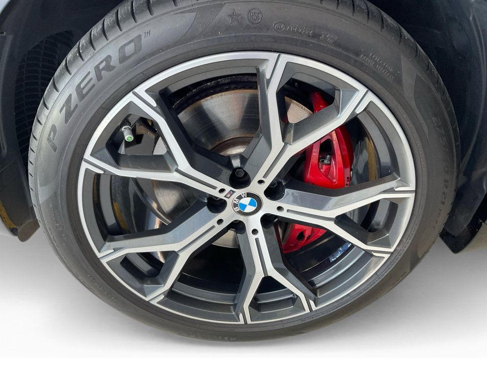 Used 2024 BMW X5 xDrive40i w/ M Sport Package AWD/4WD image 27